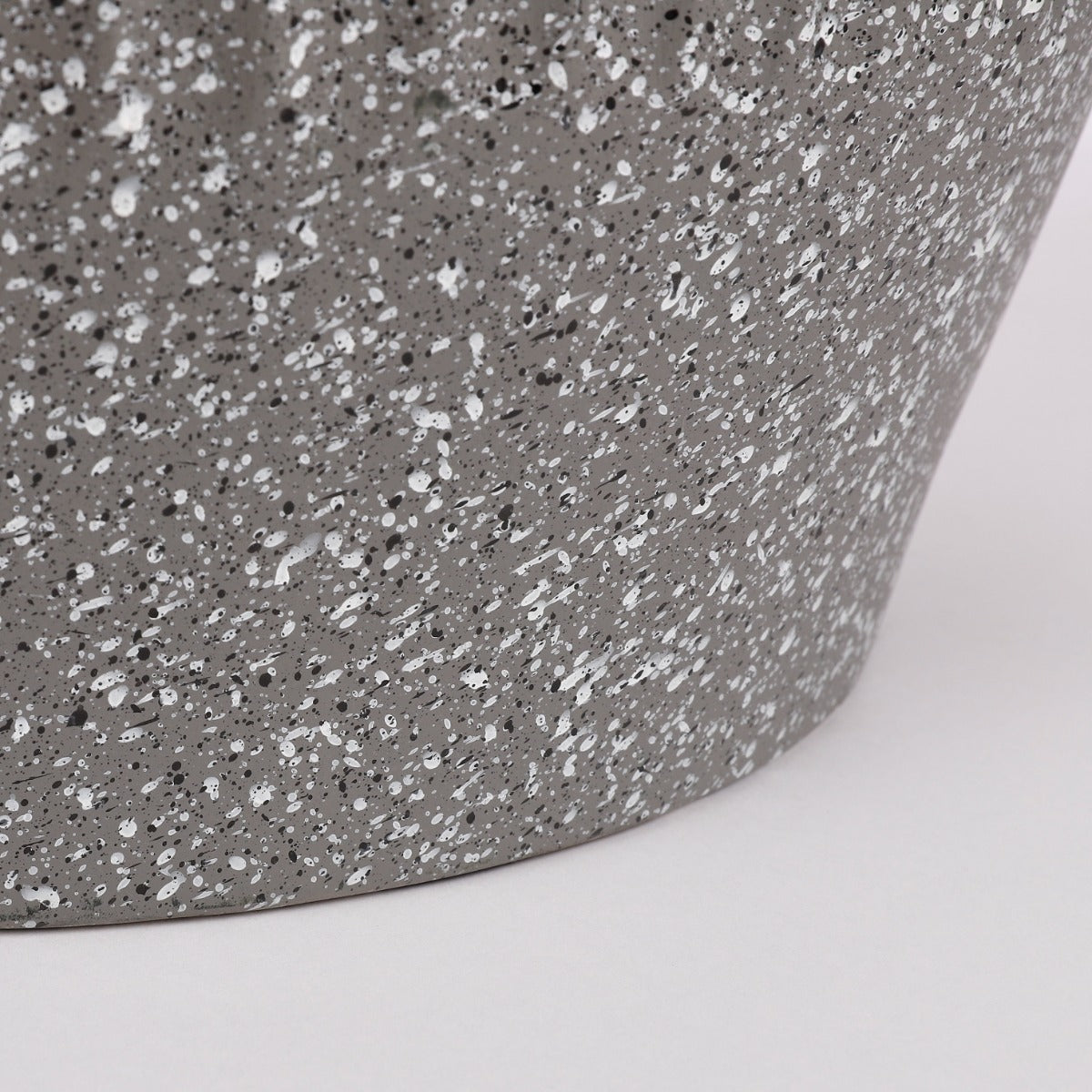 Rio Round Pot Planter Terrazzo (M) Grey