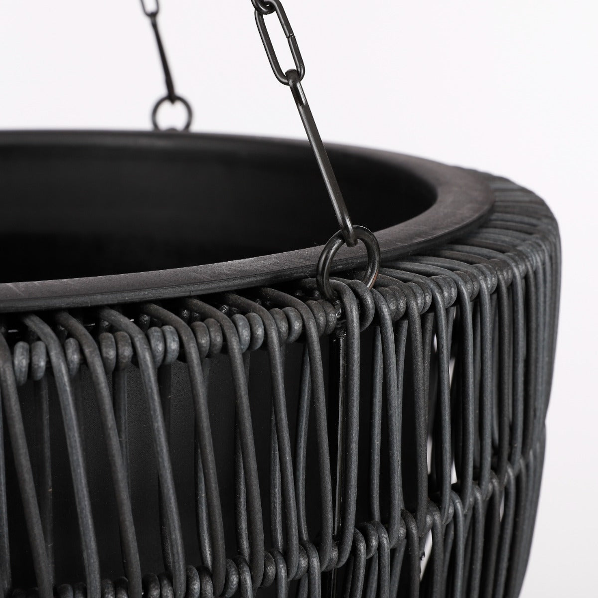 Peta Outdoor Hanging Pot Planter - Black