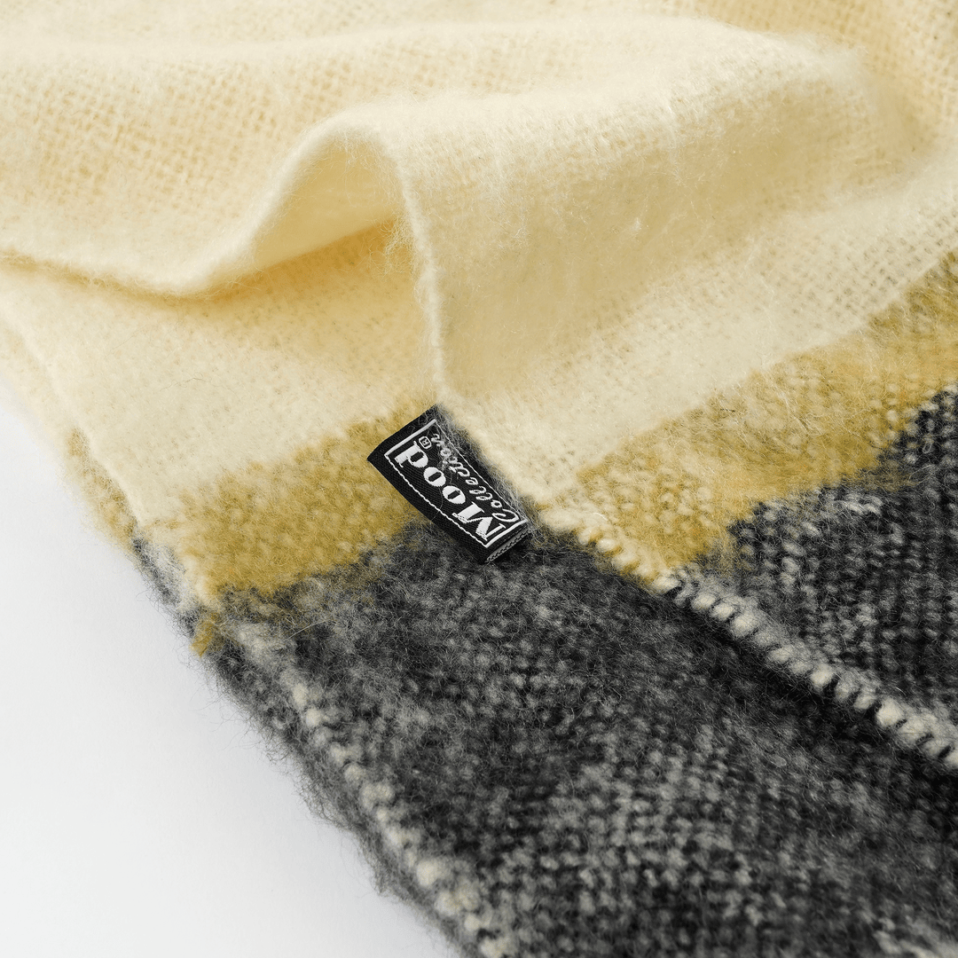 Throw - Off White