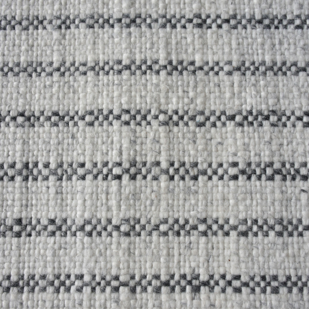 Chillip Rug - Ivory / Grey