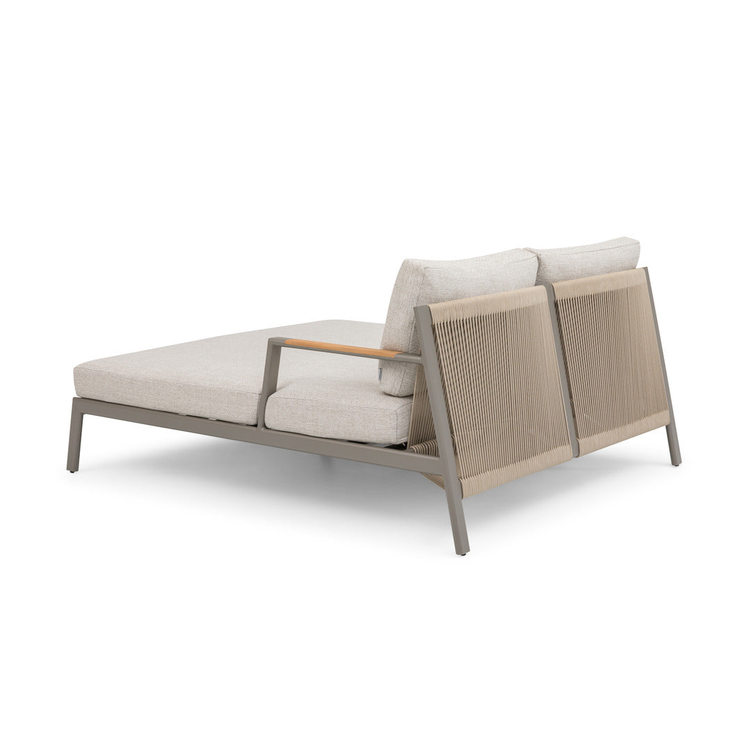 Pioneer Double Sun Lounger - Champagne