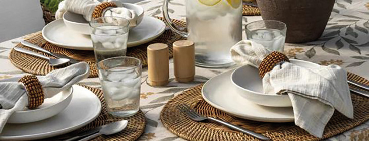 Dining table accessories 
