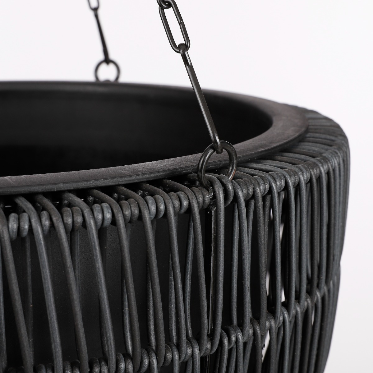 Peta Outdoor Hanging Pot Planter Black