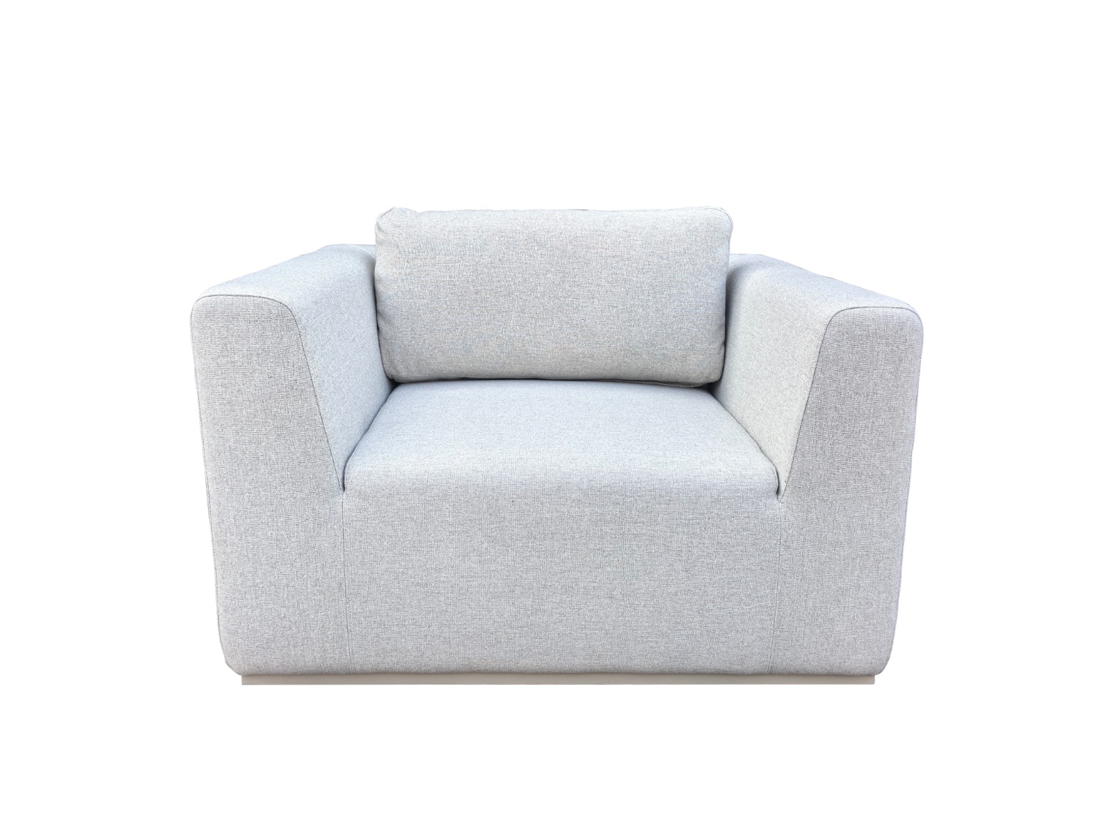 Sky Armchair – Outdoor Aluminum Lounge Chair with Olefin Cushion