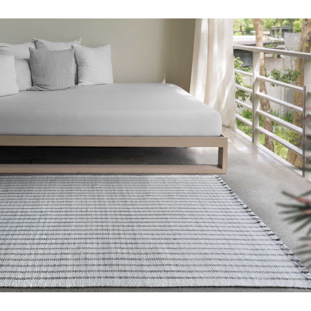 Chillip Rug - Ivory / Grey