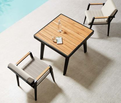 Emoti dining set  (1 table and 4 chair)