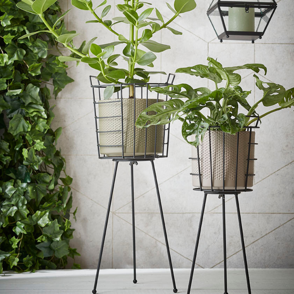 Midar Outdoor Potholder/Planter-Black