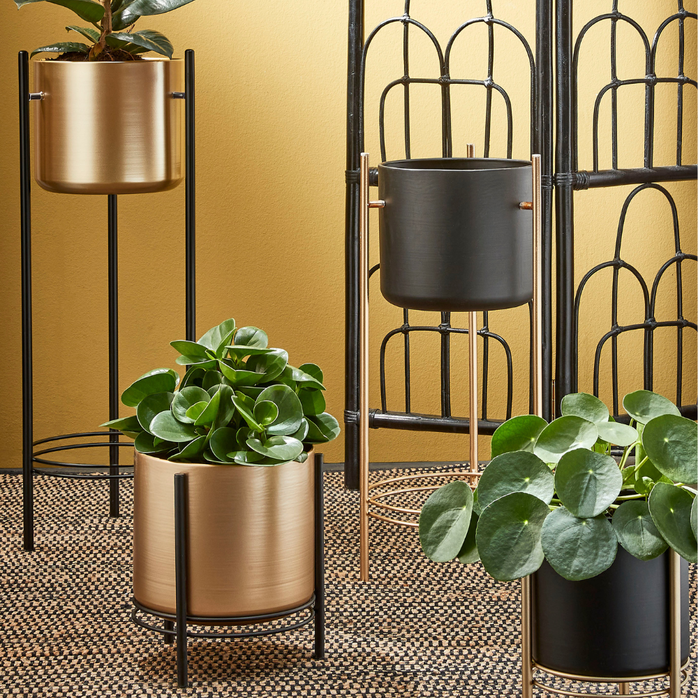 Sverre Pot For Plants On Stand - Black 