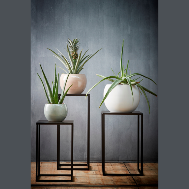 Quinty Square (M) Side Table - Black