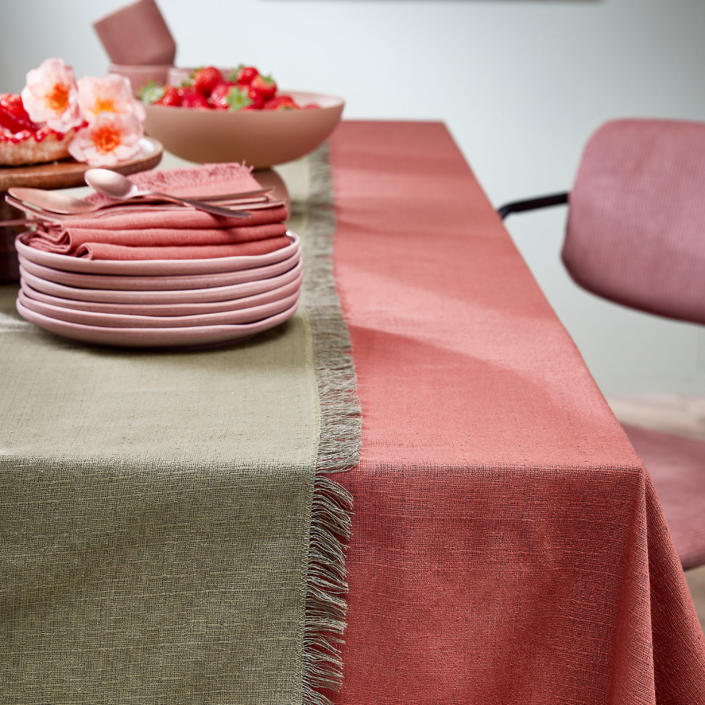 Villia Placemat Set Of 4 - Dark Brown 