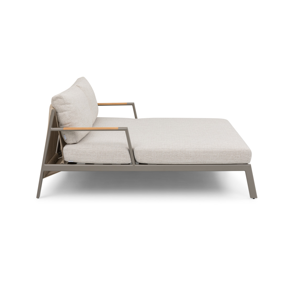Pioneer Double Sun Lounger - Champagne