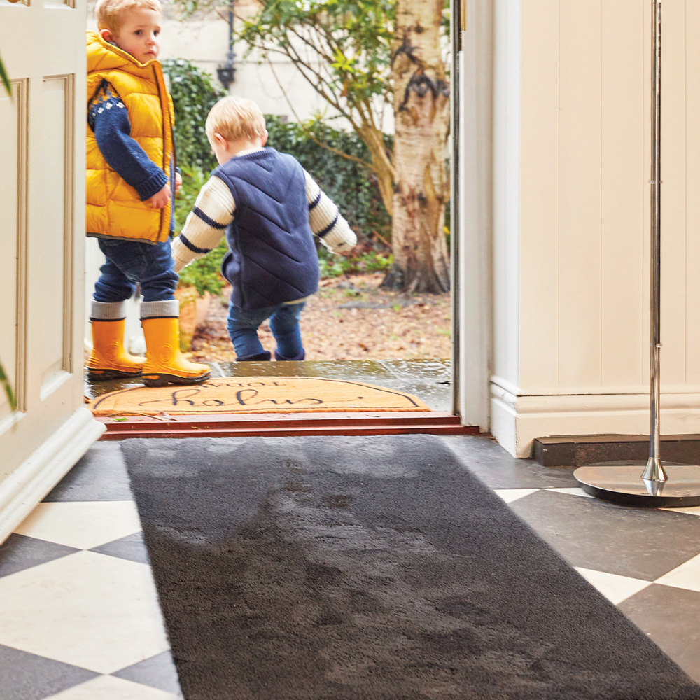 Hug Door Rug Sense Charcoal - D.Grey (L)