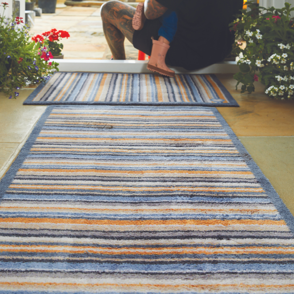 Hug Runner Rug Stripe 86- Multi-Color