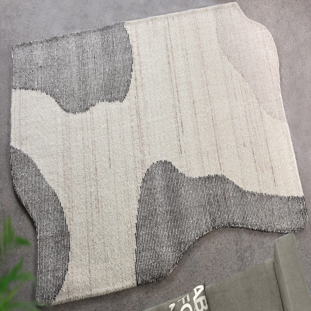 Predrag Rug - Ivory / Beige